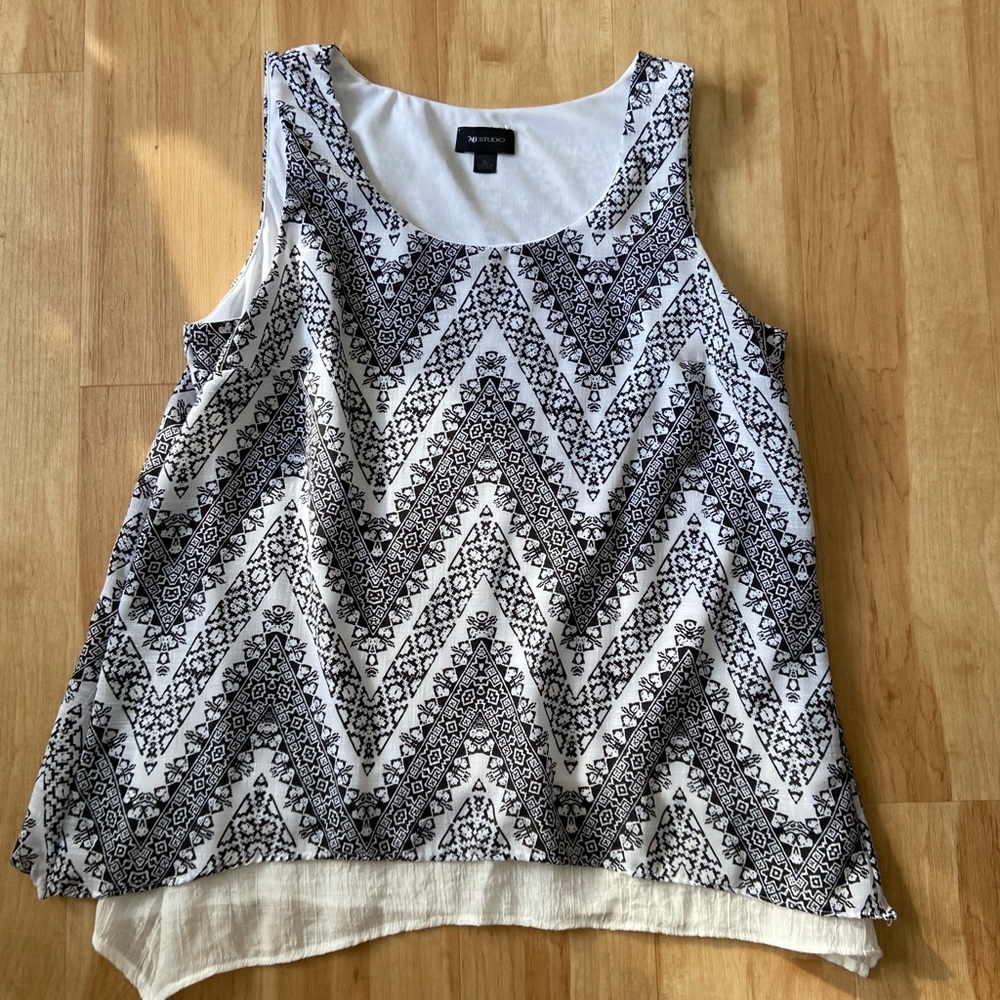 AB Studio sleeveless Shirt